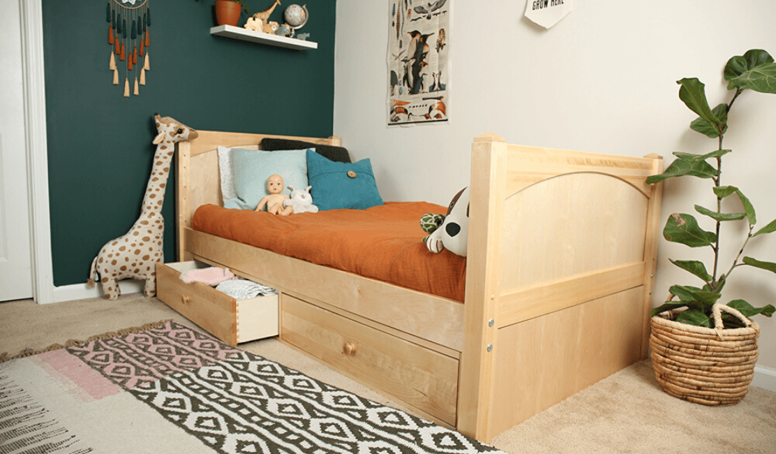 https://www.maxtrixkids.com/cdn/shop/articles/best-underbed-options-for-kids-beds-underbed-storage-drawers-trundles-171927_2048x2048.png?v=1615620876