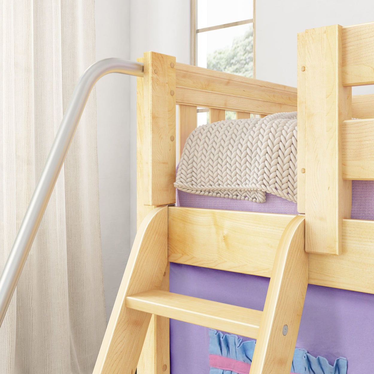 DEN27 NS : Loft Bed Twin Low Loft Bed with Angled Ladder, Curtain + Slide, Slat, Natural