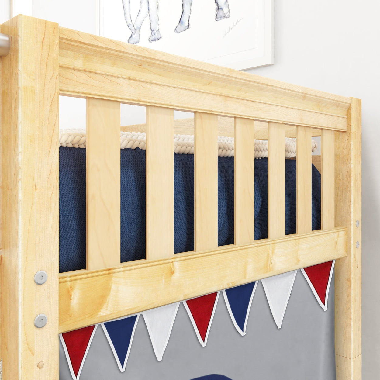 EASY RIDER44 NS : Loft Bed Twin Low Loft Bed with Angled Ladder + Curtain, Slat, Natural