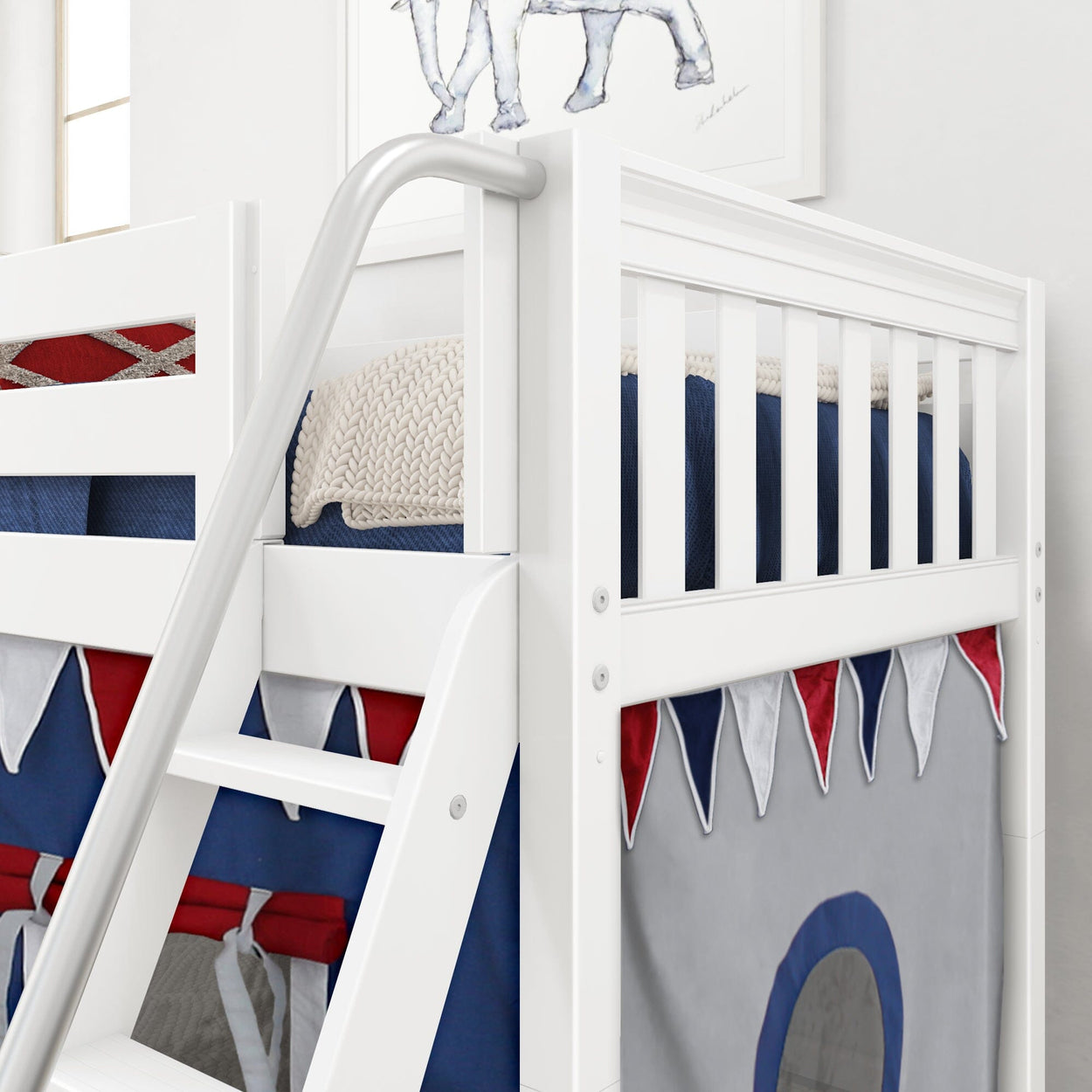 EASY RIDER44 WS : Loft Bed Twin Low Loft Bed with Angled Ladder + Curtain, Slat, White