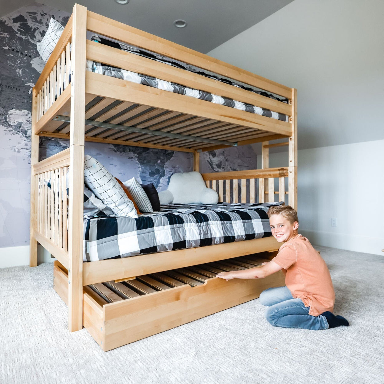 SOAR XL 1 NS : Bunk Bed Queen High Bunk Bed w/ Straight Ladder on End (Low/High), Slat, Natural