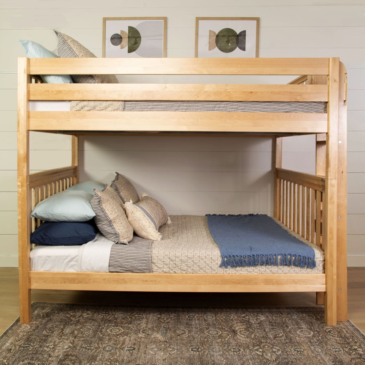 SOAR XL 1 NS : Bunk Bed Queen High Bunk Bed w/ Straight Ladder on End (Low/High), Slat, Natural