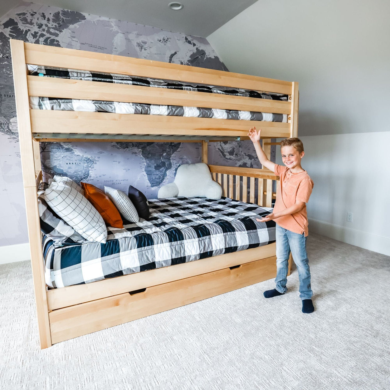 SOAR XL 1 NS : Classic Bunk Beds Queen High Bunk Bed w/ Straight Ladder on End (Low/High), Slat, Natural